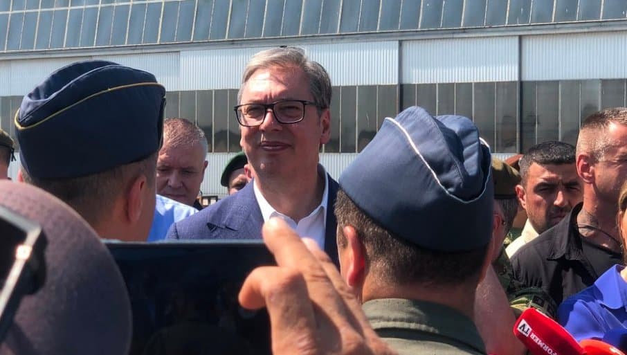 Prikaz vojne tehnike u Batajnici 28. juna